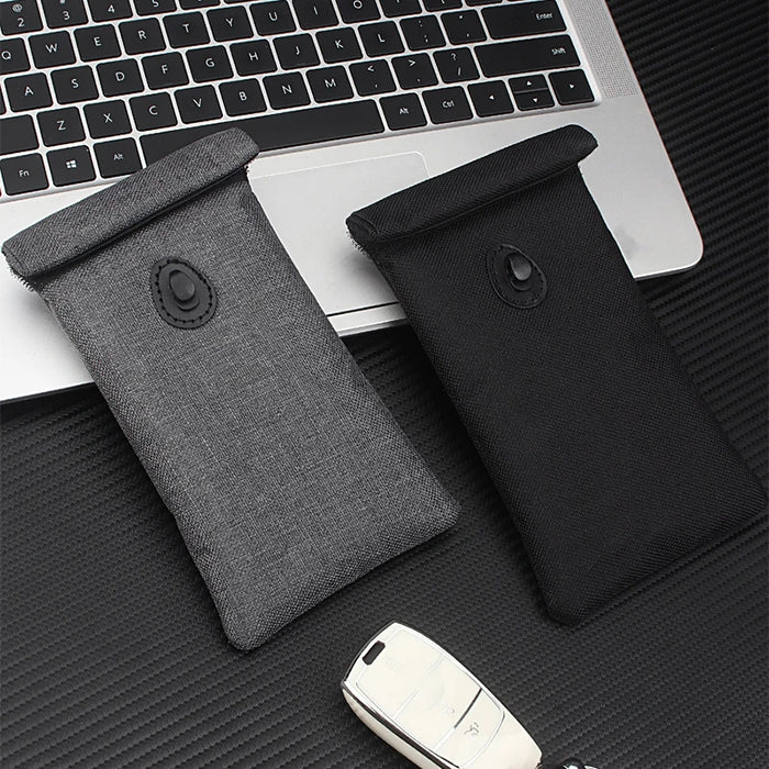 Faraday Car Key Signal-Blocking Case — RFID Privacy Pouch, 17 x 9.5 cm